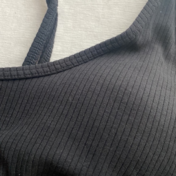 New with tags! ALO Size Small Black Ribbed Blissful Bra 🖤 - Picture 4 of 5